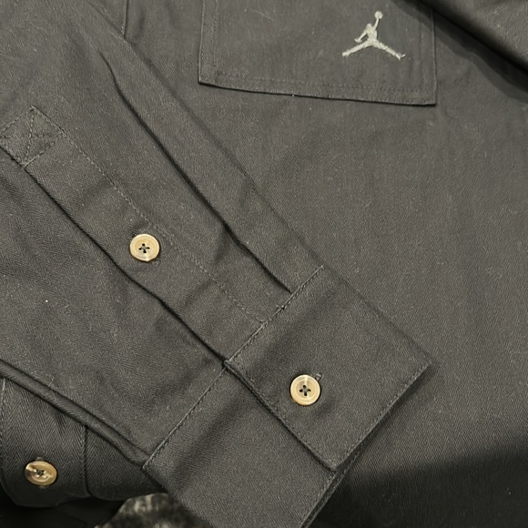 Jordan Heavyweight Button-Down Shirt - Picture 15 of 15